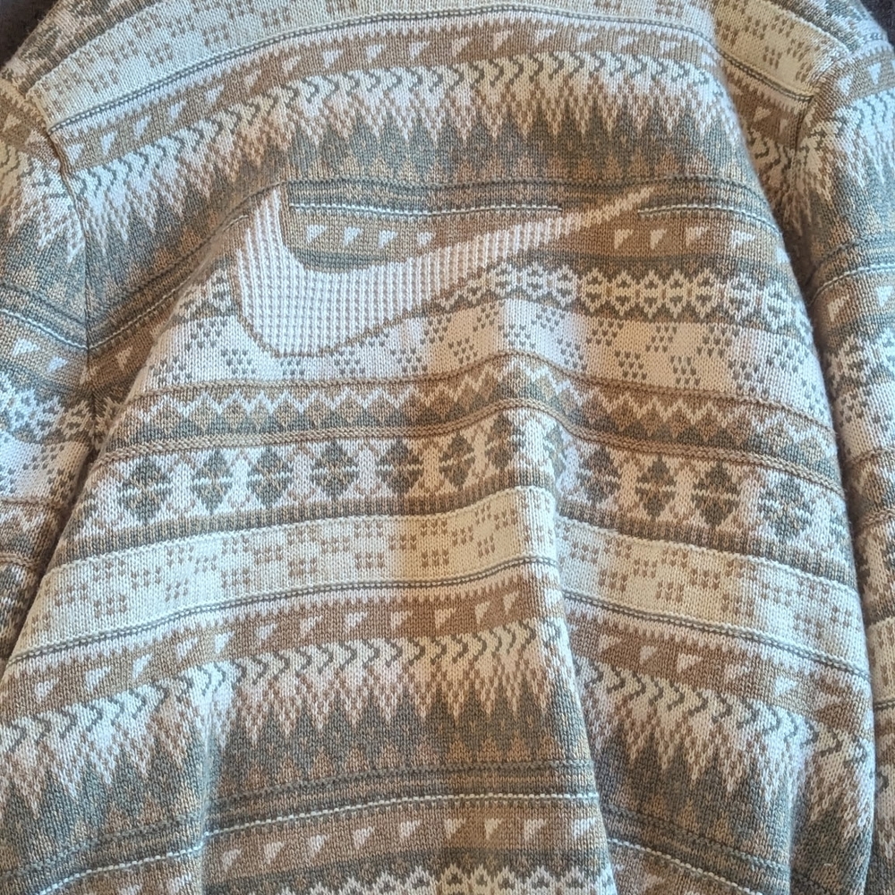 Nike Patterned Sweater